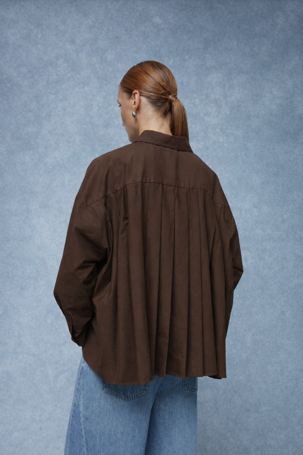 GIOYA πουκάμισο oversized με πιέτες moka - πίσω όψη