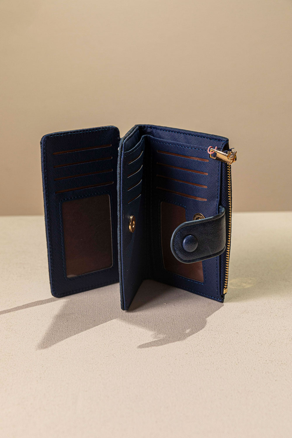 Πολυθέσιο πορτοφόλι μεσαίου μεγέθους