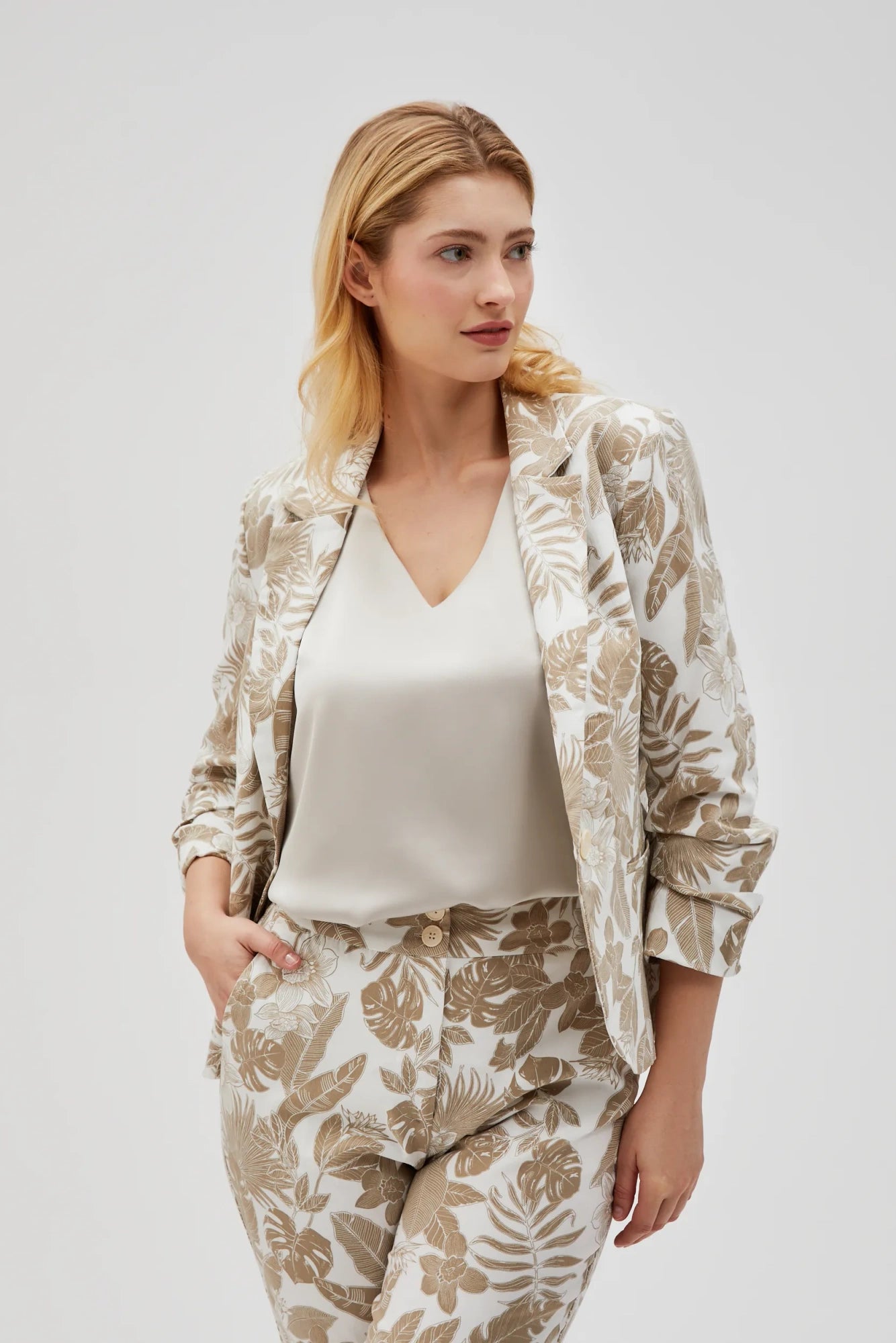 Σακάκι Μπεζ Floral με 3/4 Μανίκια