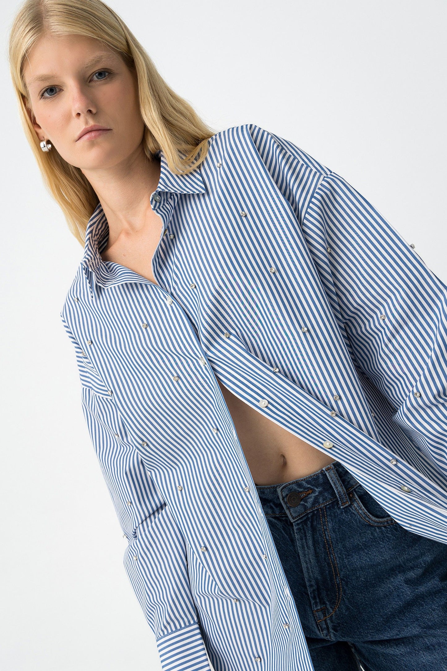 Tiffosi Γυναικείο Oversized Ριγέ Πουκάμισο - λεπτομέρεια ριγέ μοτίβου