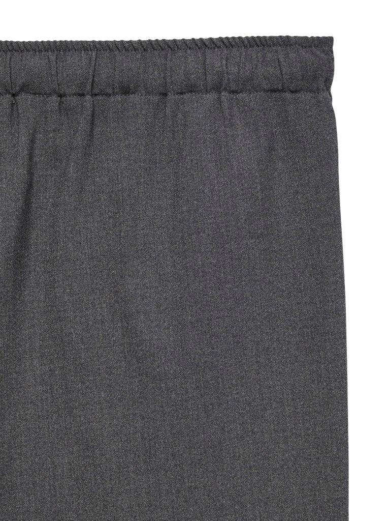 Λεπτομέρεια υφής wide leg παντελονιού