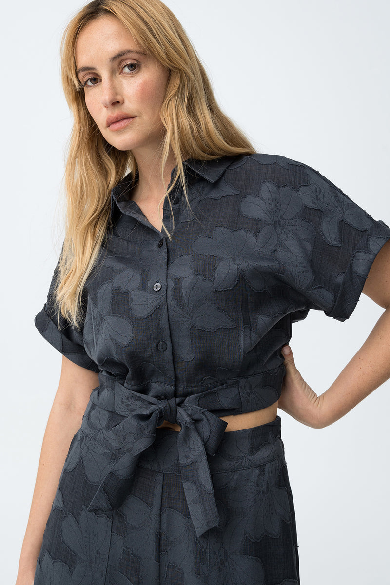 Πουκάμισο Boxy με Floral Ανάγλυφη 'Υφανση