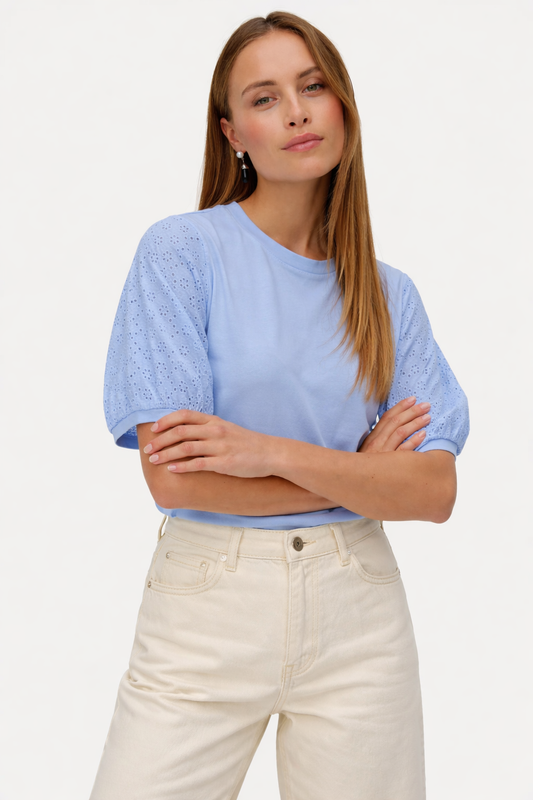 T-shirt με Broderie Anglaise Μανίκια