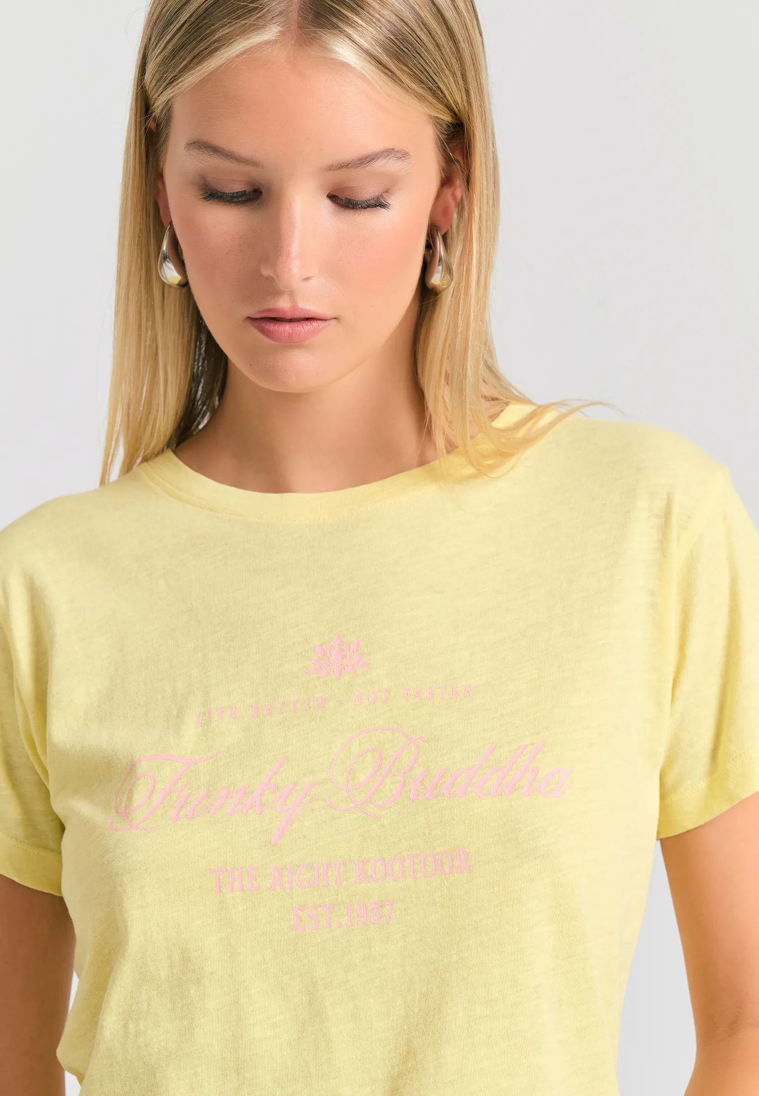 Vintage branded τύπωμα FUNKY BUDDHA - αυθεντική retro λεπτομέρεια σε κίτρινο