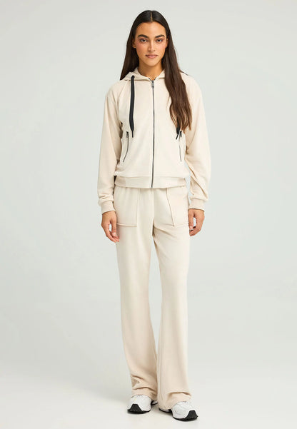 Funky Buddha Γυναικεία Μπεζ Βελουτέ Ζακέτα με Κουκούλα και φερμουάρ ολόσωμη εμφάνιση