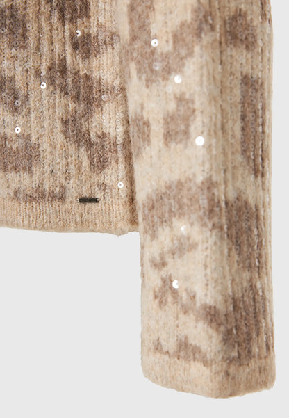 Λεπτομέρεια μακριών μανικιών και μείγματος μαλλιού