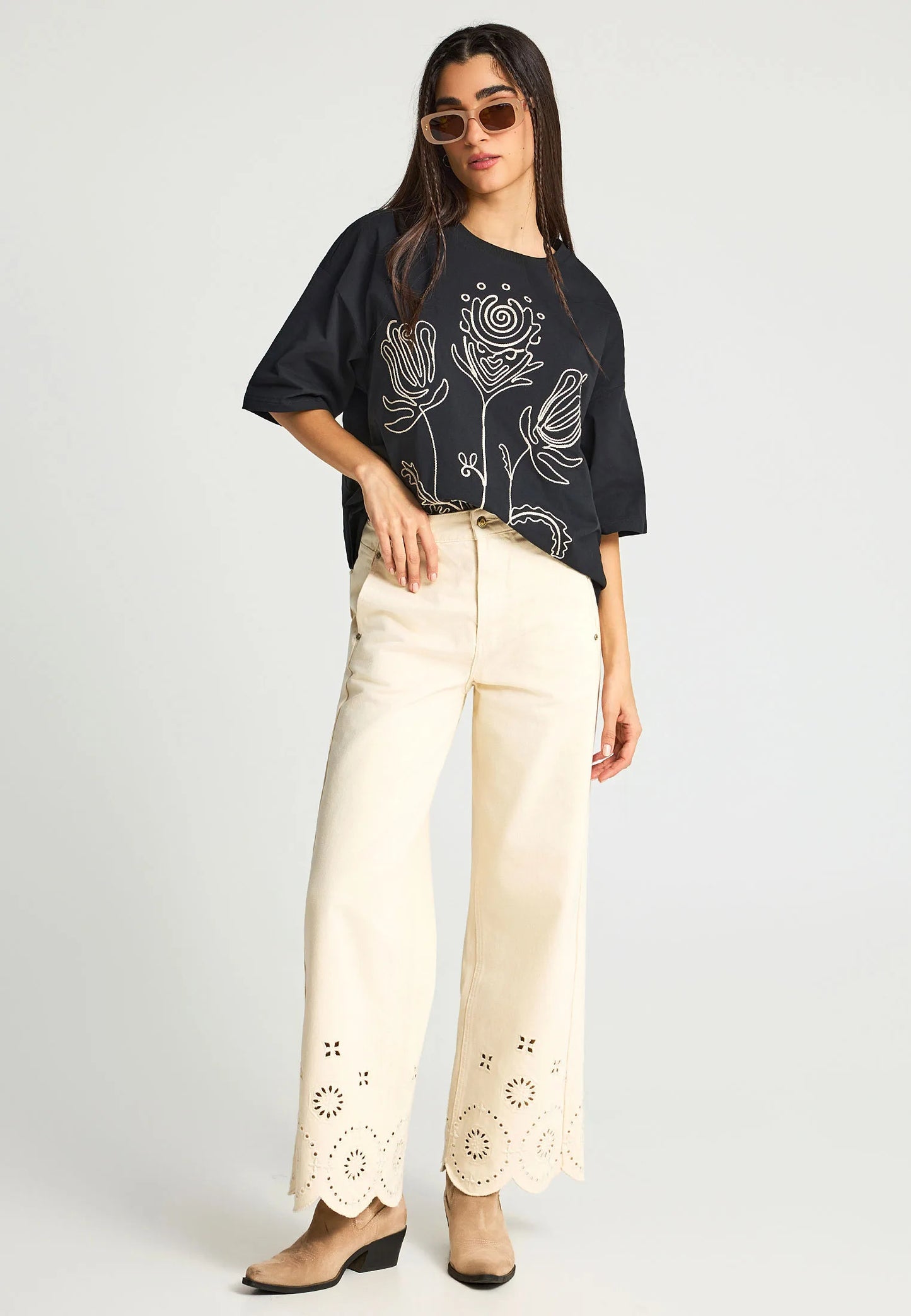 T-shirt με Κέντημα Loose Fit
