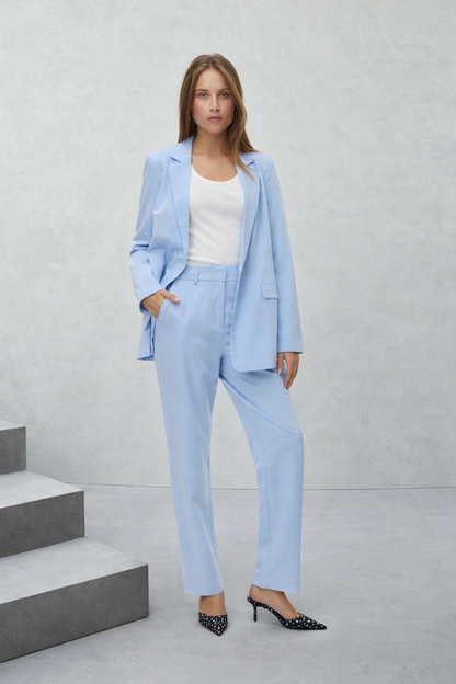 VERO MODA Γυναικείο Παντελόνι Ψηλόμεσο Straight Fit Γαλάζιο ολόσωμη εμφάνιση κουστούμι