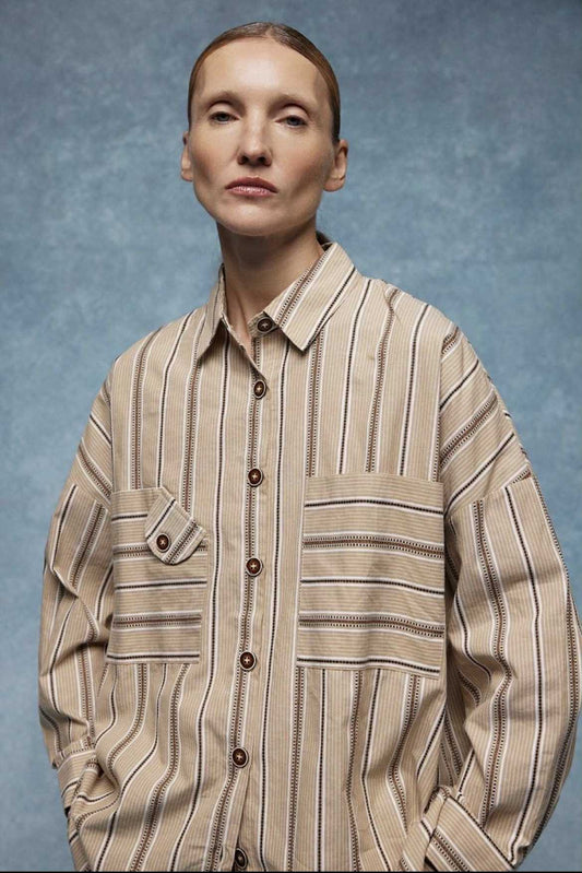 GIOYA πουκάμισο ριγέ μπεζ καφέ - μπροστινή όψη λεπτομέρεια
