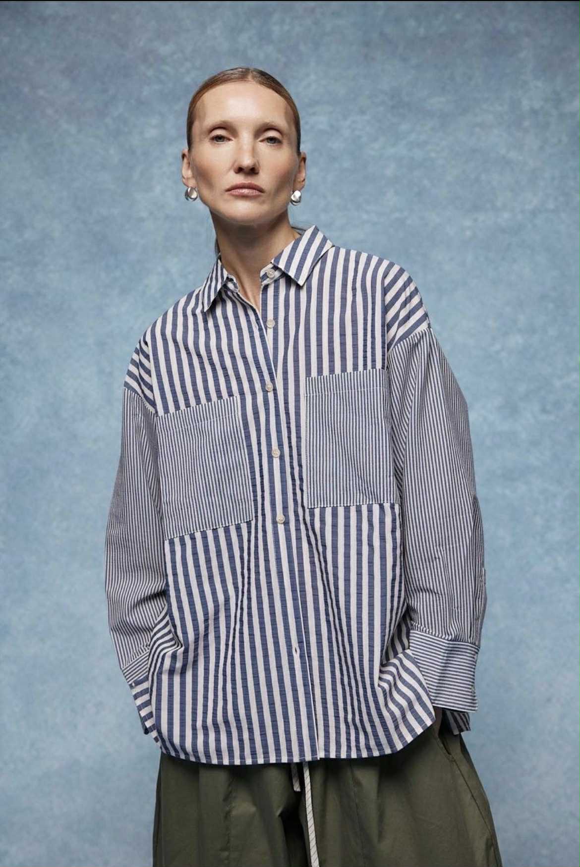 GIOYA πουκάμισο ριγέ μπλε λευκό - μπροστινή όψη λεπτομέρεια