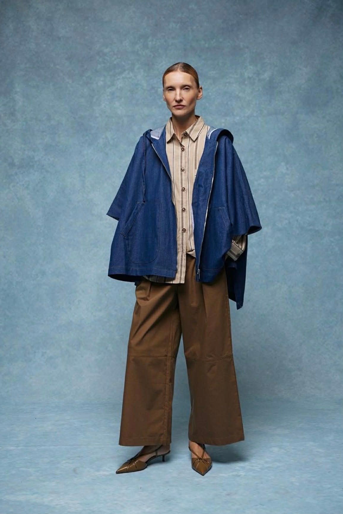 GIOYA τζάκετ με κουκούλα μπλε - full body