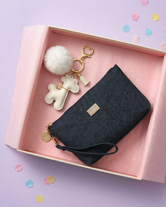 Gift Box με Νεσεσέρ & Bag charm