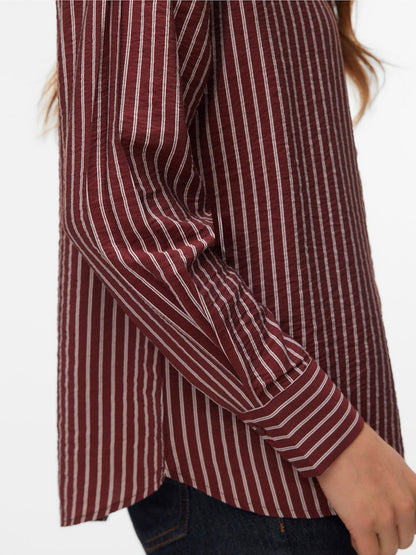 VERO MODA Πουκάμισο Ριγέ Μακριμάνικο Κανονική Εφαρμογή Μπορντώ-Λευκό λεπτομέρεια μανσέτα και ρίγες