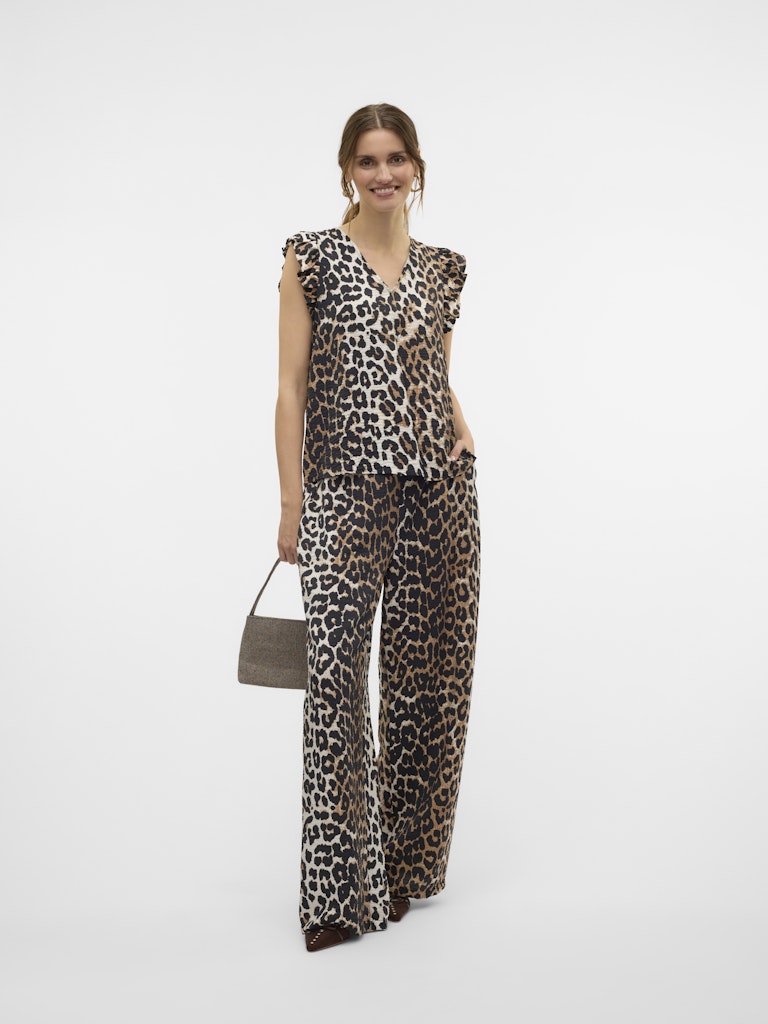 VERO MODA γυναικεία μπλούζα animal print, μπροστινή όψη, κανονική εφαρμογή, από 83% Viscose και 17% ανακυκλωμένο Nylon