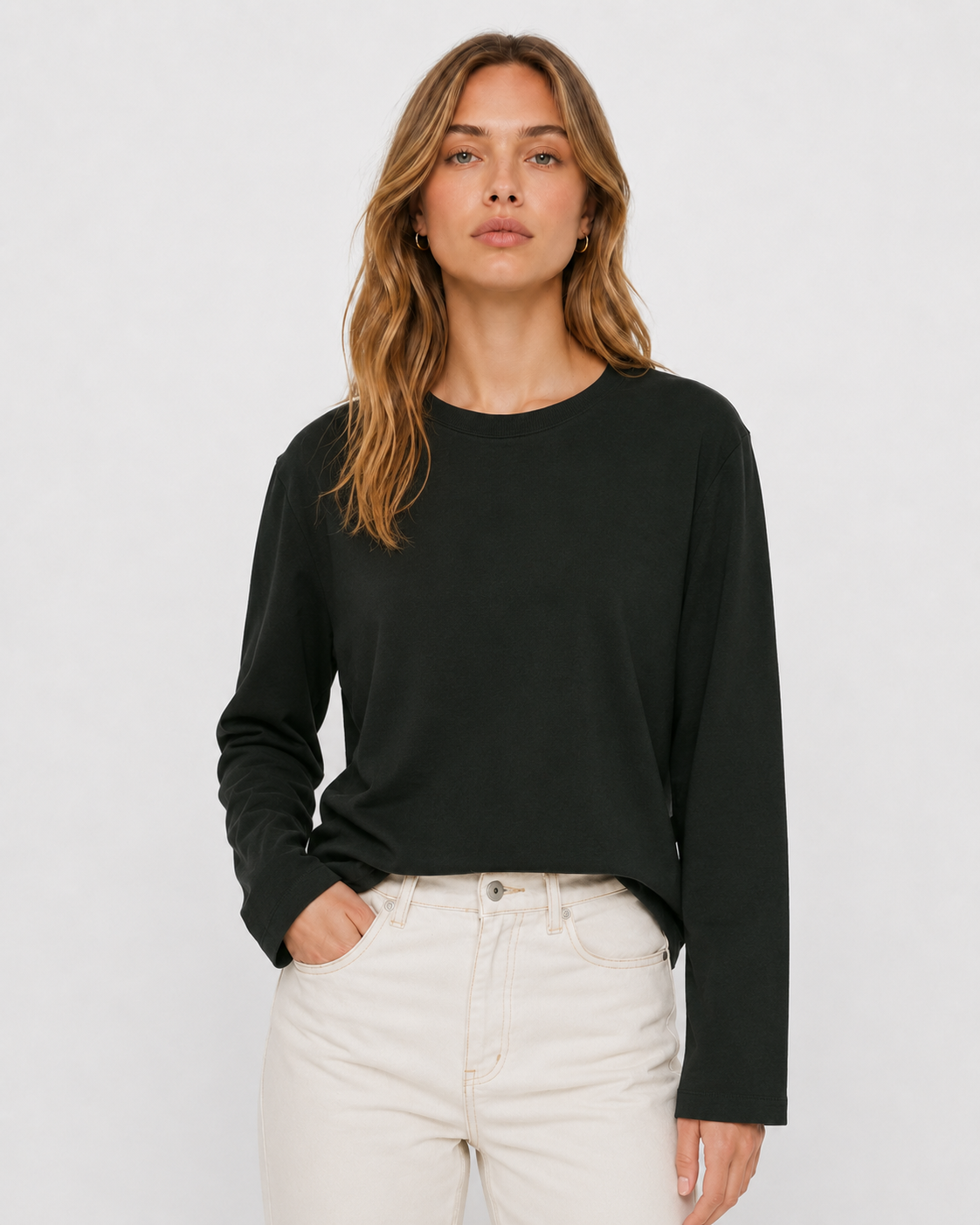 Γυναικείο basic μακρυμάνικο t-shirt AWARE by Vero Moda μαύρο, εμφάνιση μπροστά
