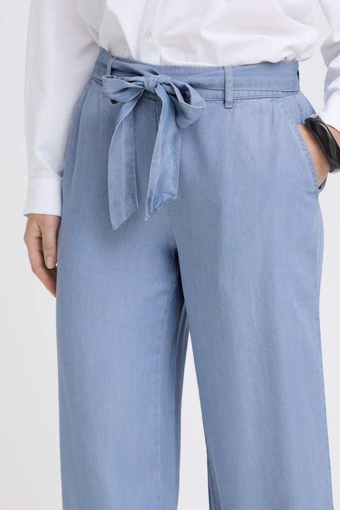 Παντελόνα Denim Γαλάζιο με Ζωνάκι