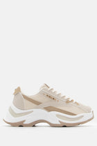 Chunky sneakers