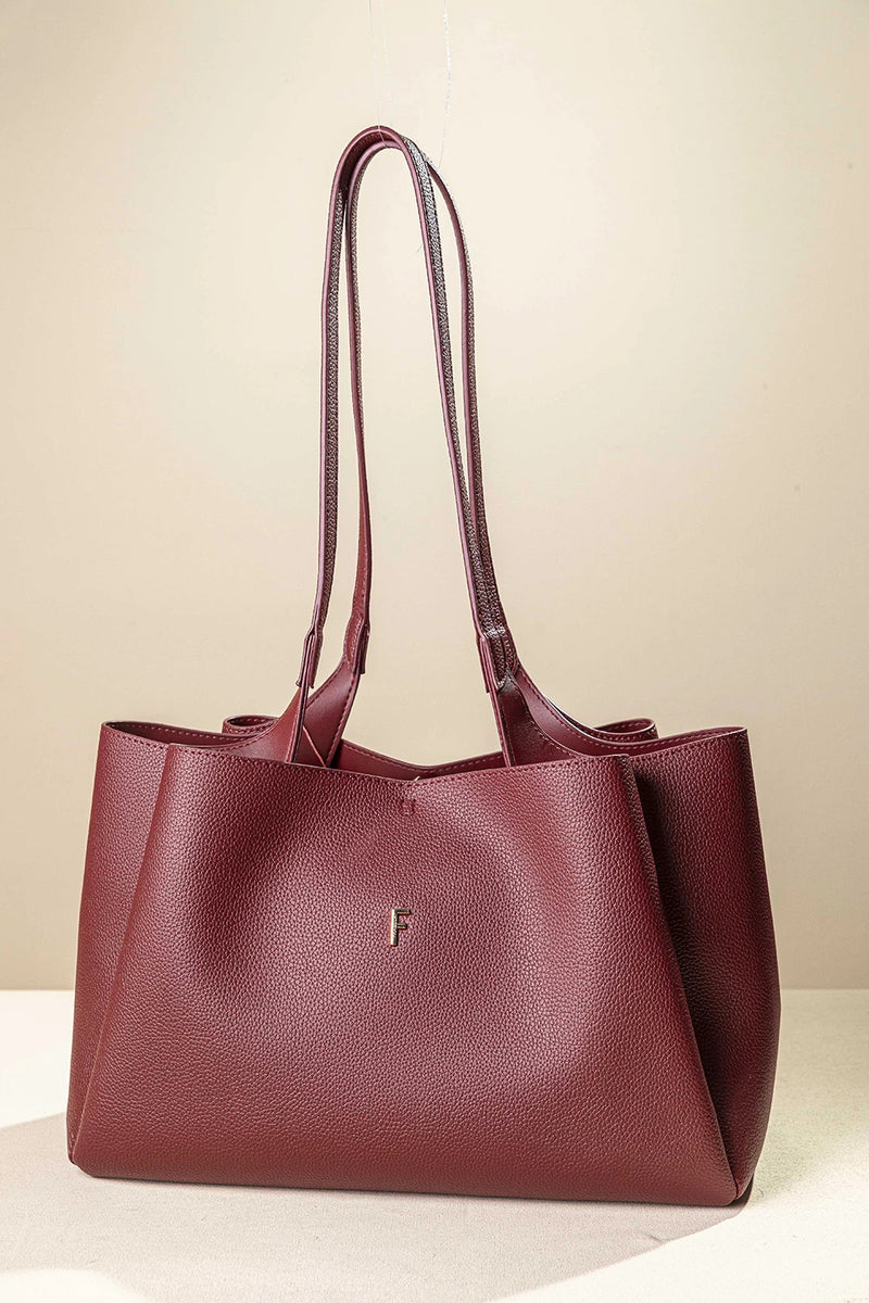 γυναικεία FRAGOLA BAGS μεγάλη tote τσάντα ώμου μπορντό ανάγλυφη υφή minimal σχεδιασμός χρυσό μονόγραμμα — μπροστά
