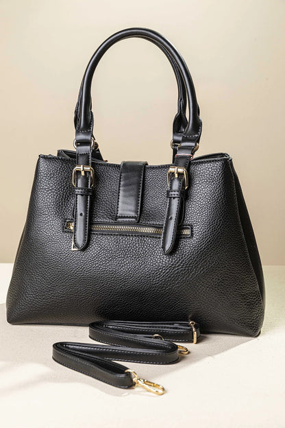 γυναικεία FRAGOLA BAGS τσάντα χειρός μαύρη πίσω όψη εξωτερική θήκη φερμουάρ χρυσές αγκράφες ρυθμιζόμενο λουράκι
