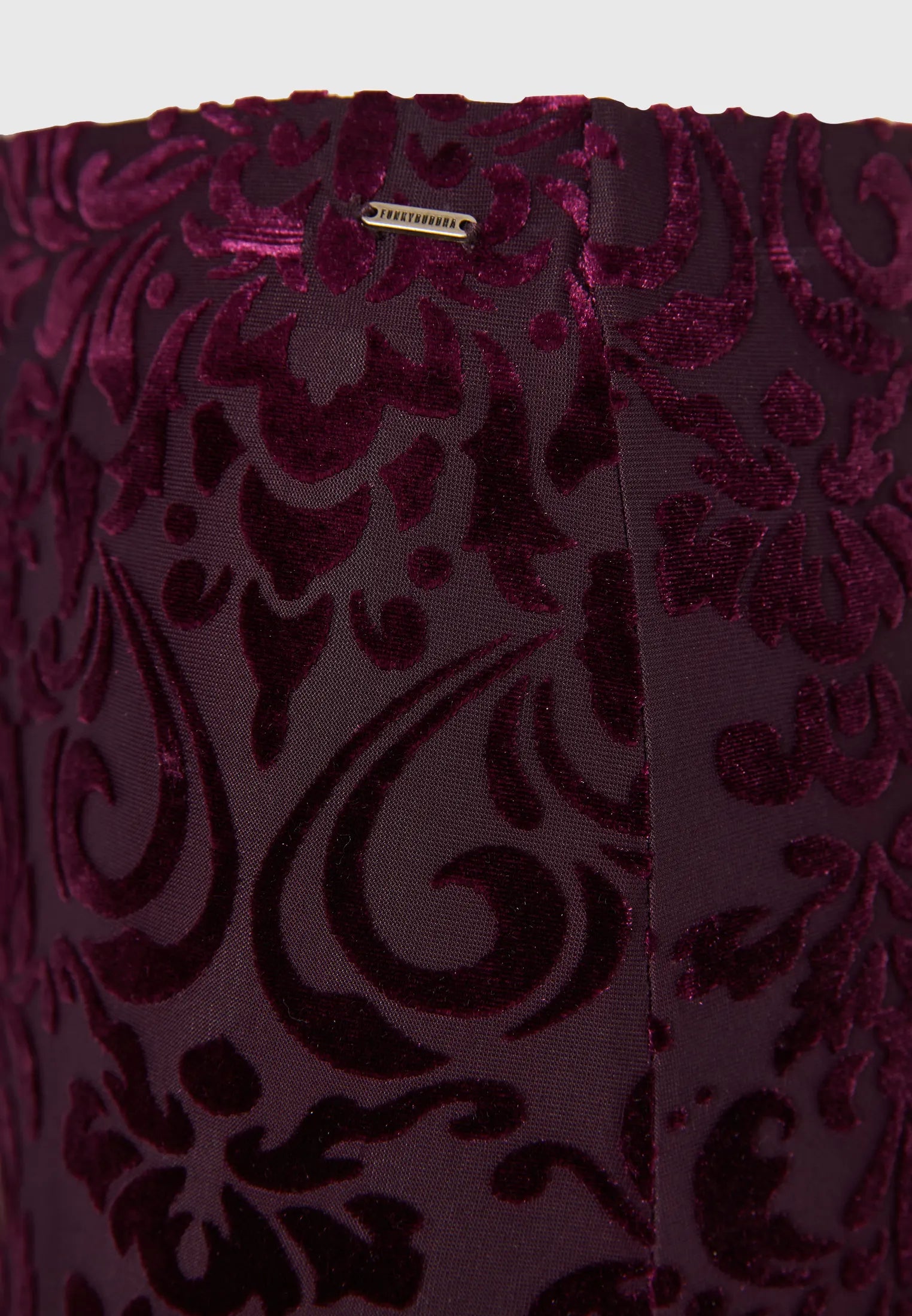 FUNKY BUDDHA Maxi Βελούδινη Φούστα Ανάγλυφη Υφή Βουργουνδί Λεπτομέρεια λογότυπο