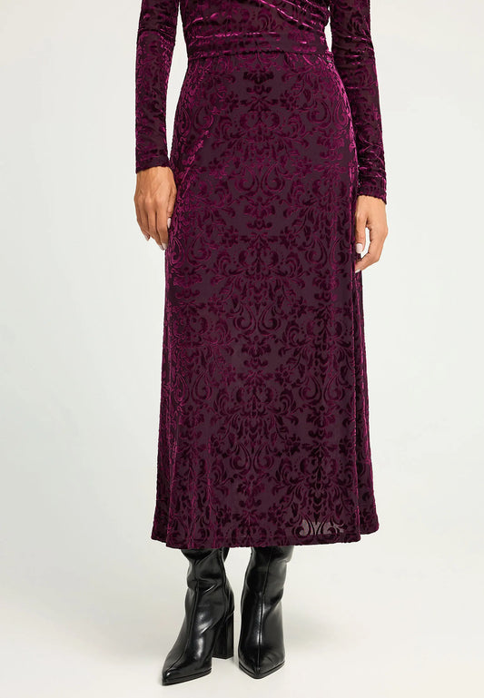 FUNKY BUDDHA Maxi Βελούδινη Φούστα Ανάγλυφη Υφή Βουργουνδί μπροστινή όψη