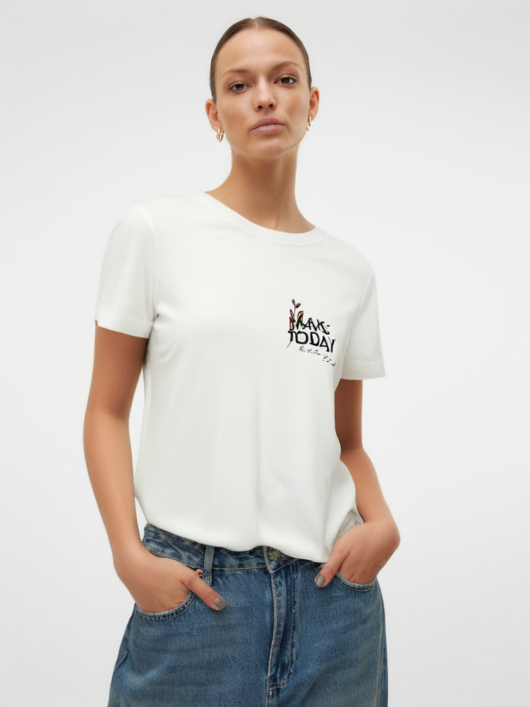 VERO MODA Γυναικείο t-shirt με τύπωμα MAKE TODAY MAGIC, στρογγυλή λαιμόκοψη, κανονική εφαρμογή, μπροστινή όψη