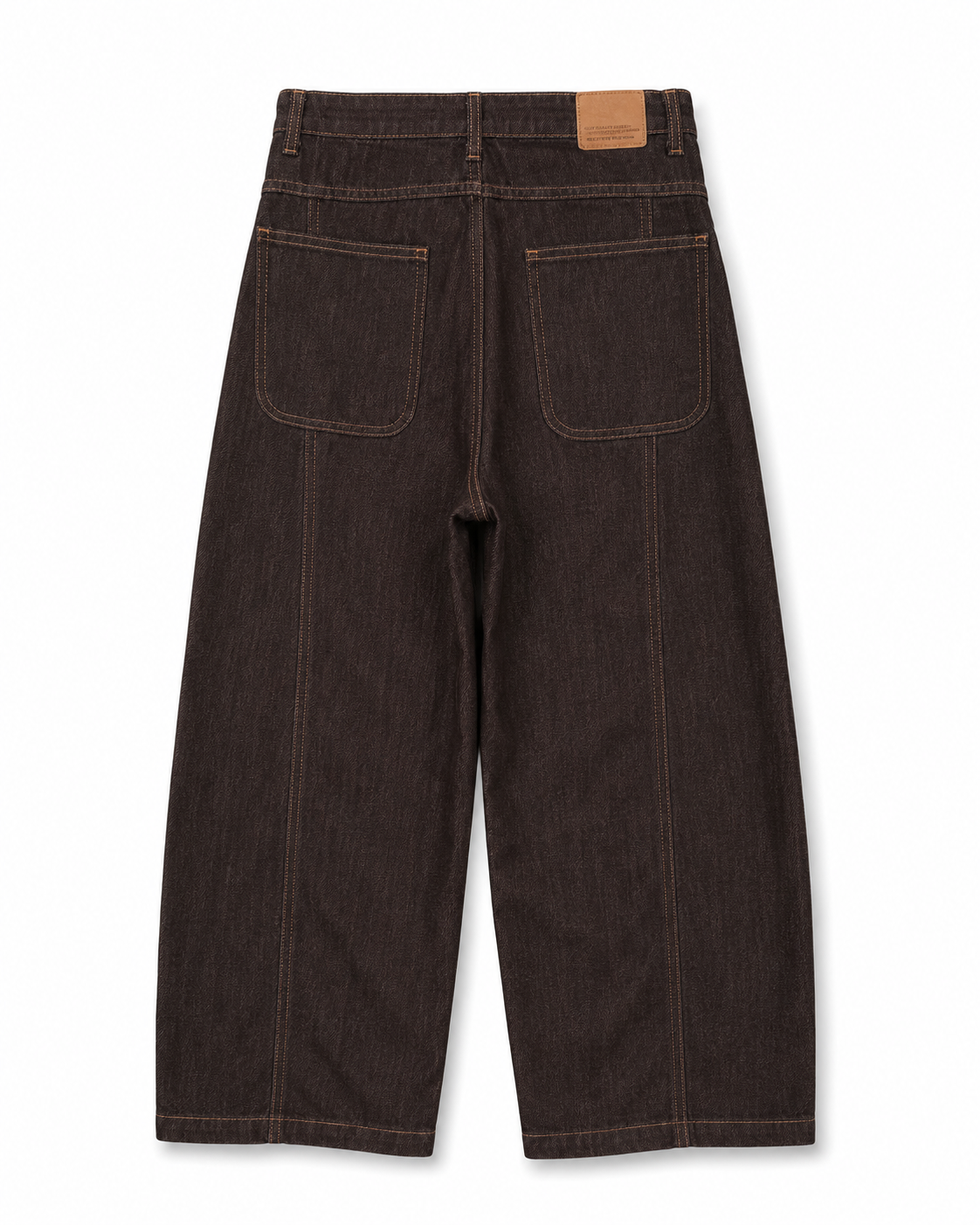 Γυναικείο καφέ baggy jeans με ψηλή μέση, μεγάλες πίσω τσέπες και δερμάτινη ετικέτα, flat lay πίσω
