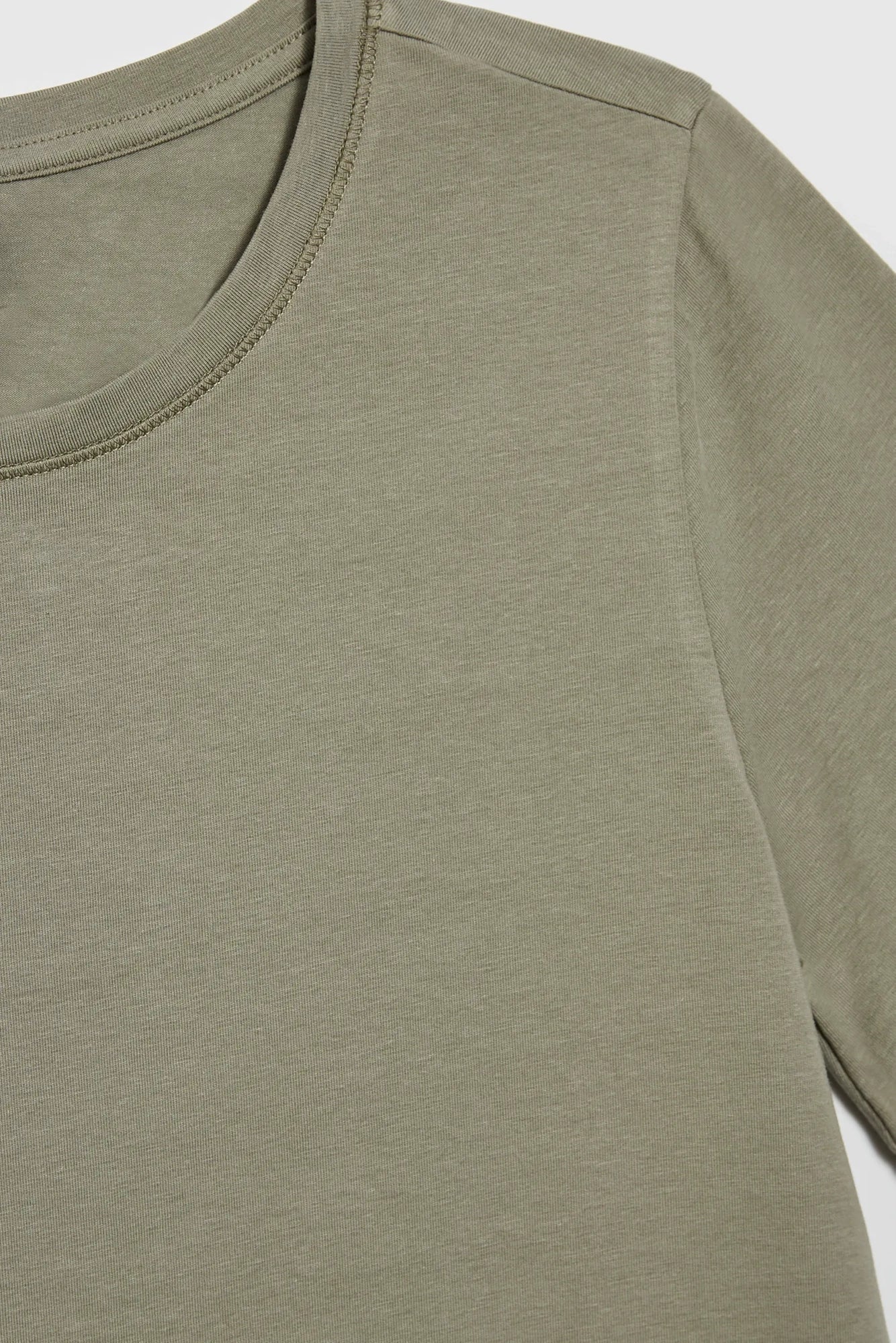MOODO λαδί t-shirt μαλακό υφάσμα - λεπτομέρεια