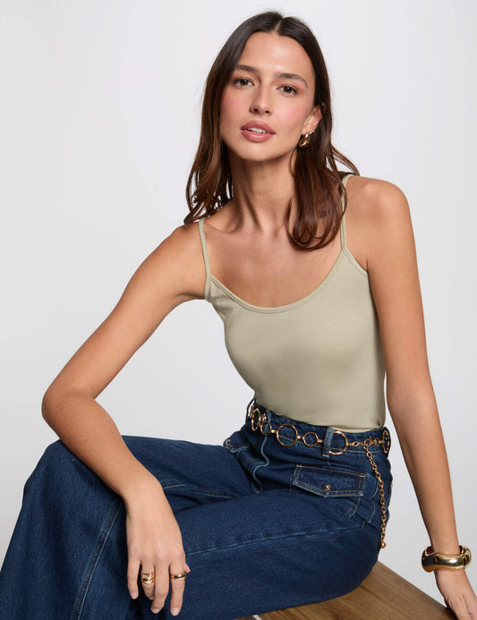Basic top με ρυθμιζόμενες τιράντες