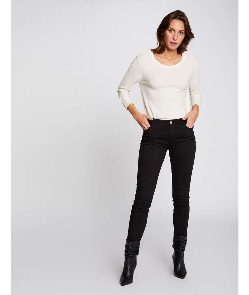 Ολόσωμη εμφάνιση με γυναικείο skinny παντελόνι Morgan