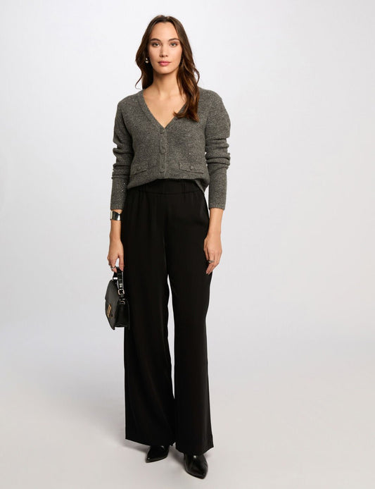 Ολόσωμη εμφάνιση με γυναικείο wide leg παντελόνι Morgan