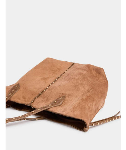 MORGAN Τσάντα Suede Camel - λεπτομέρεια studded χειρολαβών