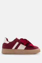 Sneakers με Διακοσμητικό Φιόγκο