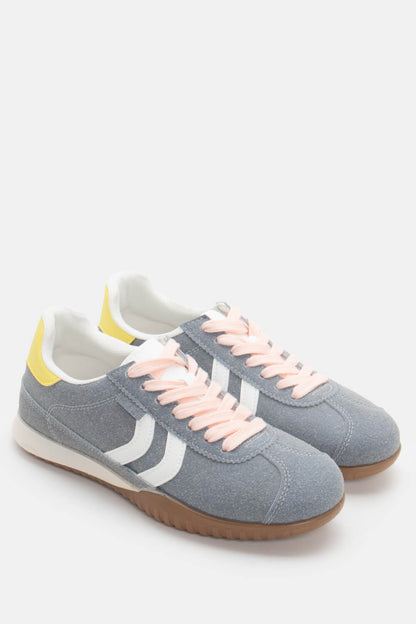 Sneakers σε Συνδυασμό Χρωμάτων