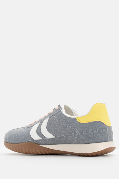 Sneakers σε Συνδυασμό Χρωμάτων