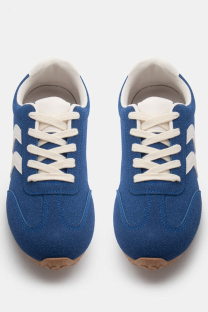 Sneakers σε Συνδυασμό Χρωμάτων