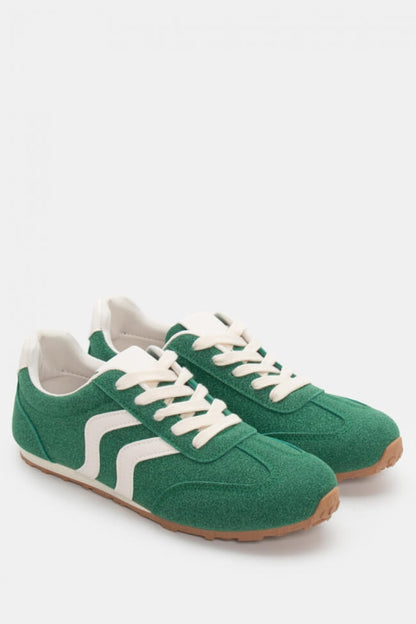 Sneakers σε Συνδυασμό Χρωμάτων