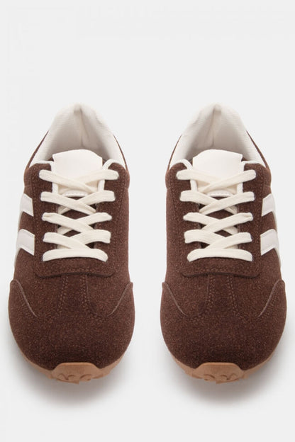 Sneakers σε Συνδυασμό Χρωμάτων