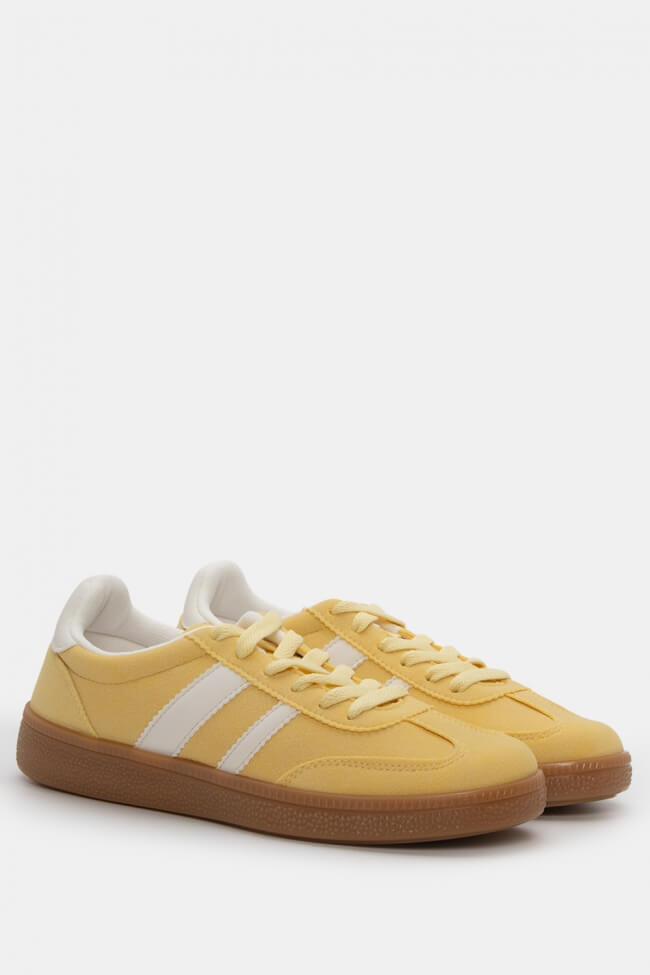 Sneakers σε Συνδυασμό Χρωμάτων