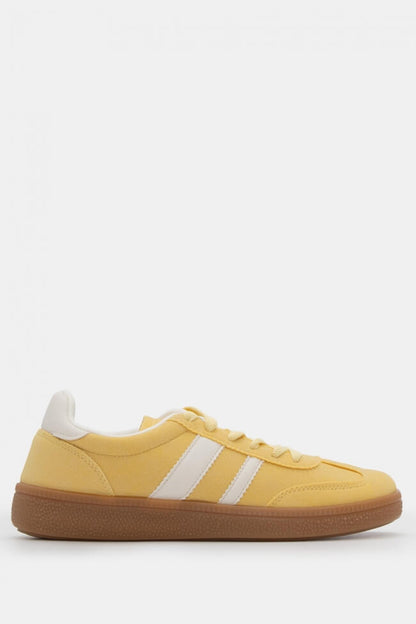 Sneakers σε Συνδυασμό Χρωμάτων