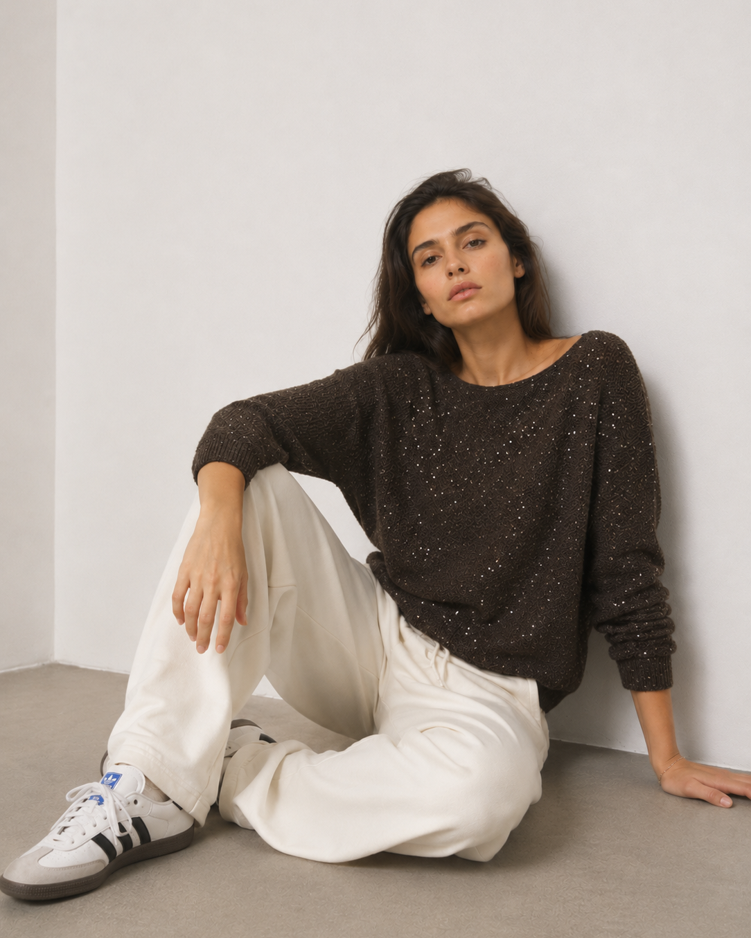 γυναικεία VERO MODA καφέ πλεκτή μπλούζα παγιέτες batwing μανίκια καθιστή ολόσωμη όψη
