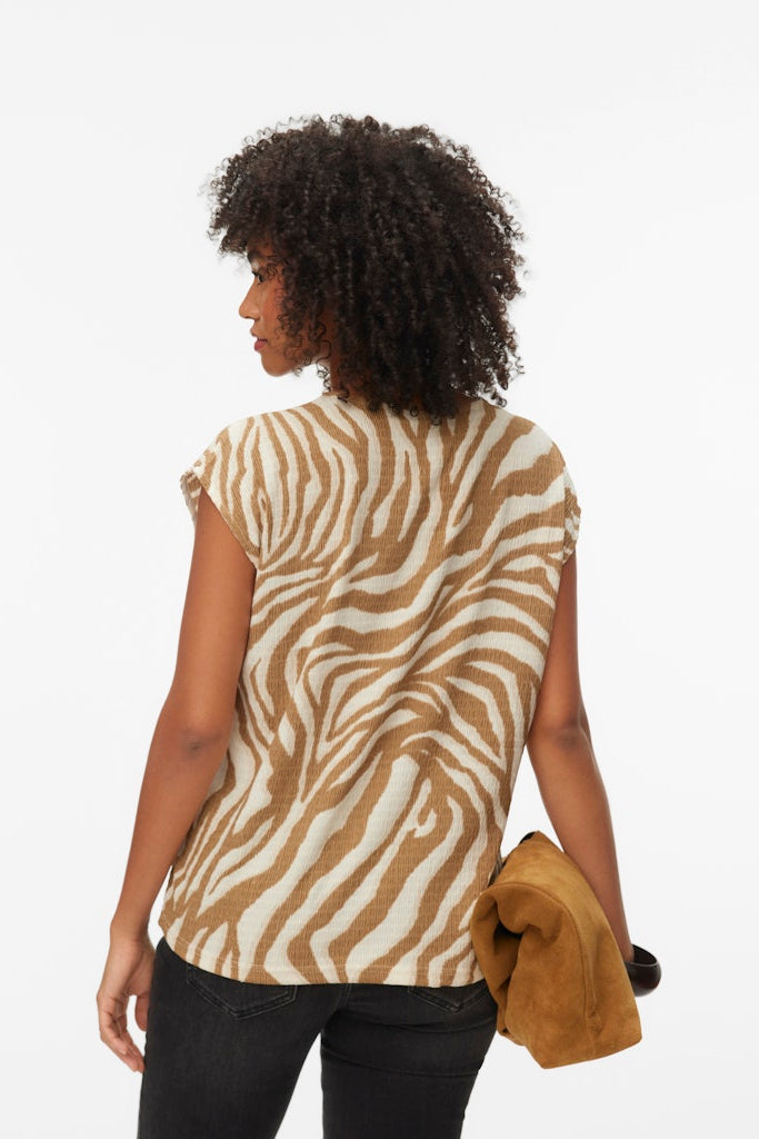 VERO MODA Μπλούζα Animal Print Κοντομάνικη Κανονική Εφαρμογή Μπεζ-Εκρού πίσω όψη
