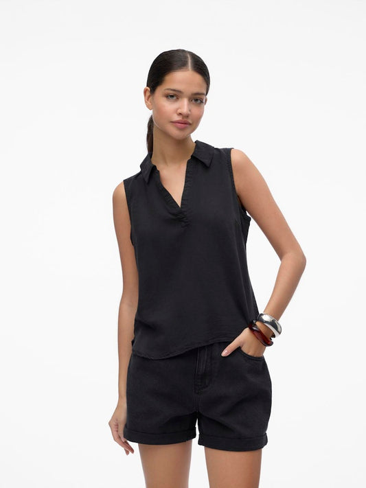 VERO MODA γυναικείο αμάνικο τοπ με γιακά πουκαμίσου και κανονική εφαρμογή, μπροστινή όψη