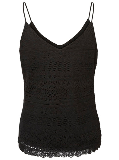 Flat lay φωτογραφία του VERO MODA γυναικείου αμάνικου τοπ με V-λαιμόκοψη και λεπτομέρεια δαντέλας