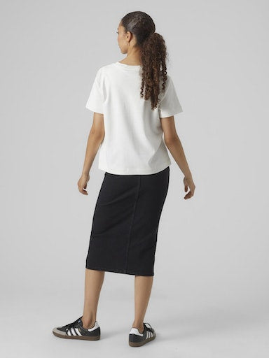 Vero Moda Γυναικείο Λευκό Basic T-shirt από Οργανικό Βαμβάκι – Ολόσωμη Εμφάνιση Πίσω όψη