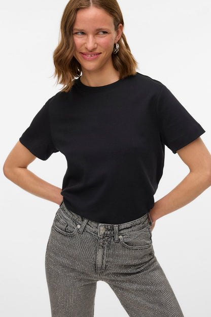 Vero Moda Γυναικείο Μαύρο Basic T-shirt από 100% Οργανικό Βαμβάκι μπροστινή όψη
