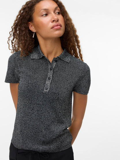 Μπροστινή όψη πλεκτού polo με κοντά μανίκια και glitter