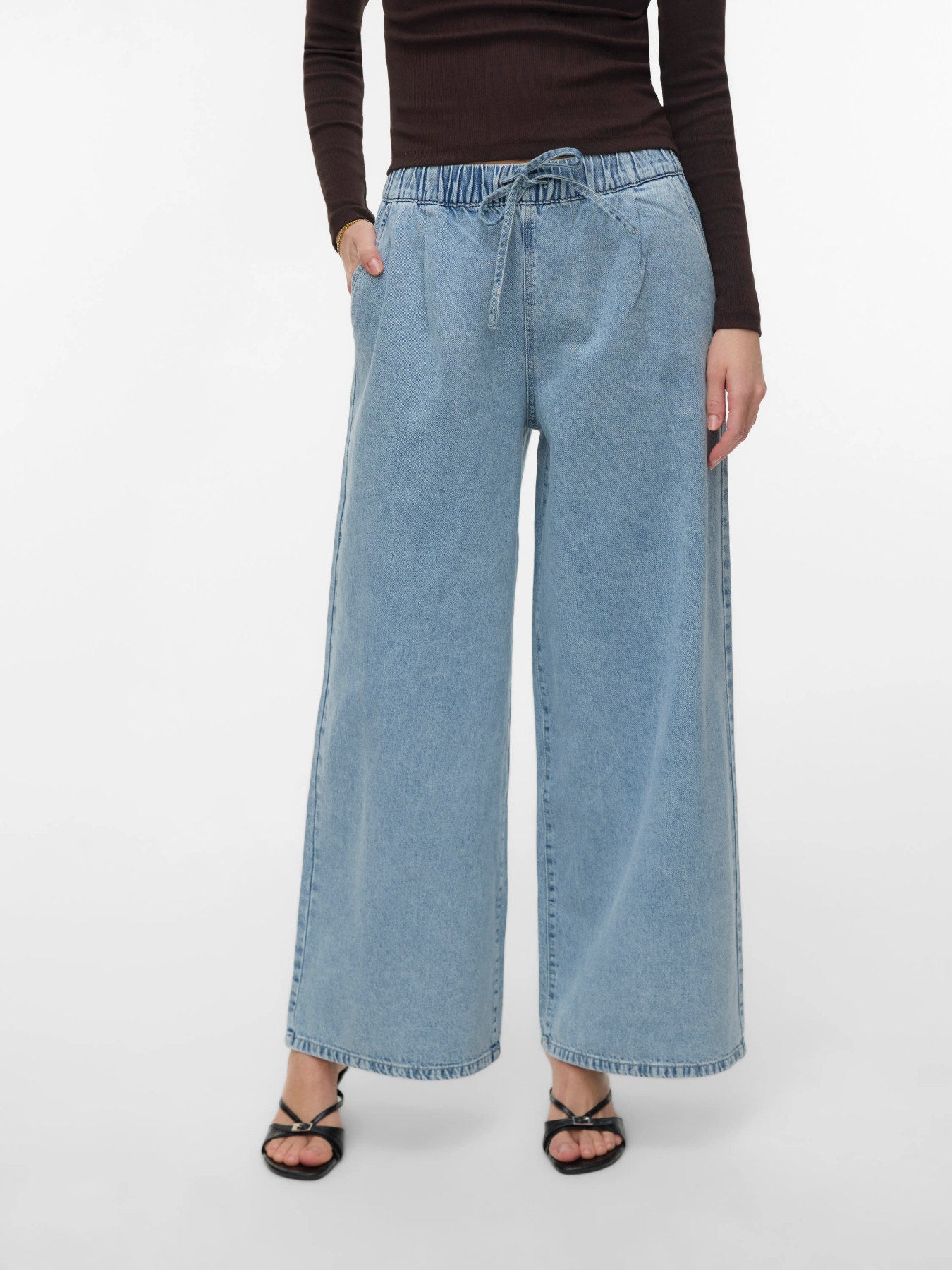 VERO MODA jeans wide leg fit light blue - μπροστινή όψη