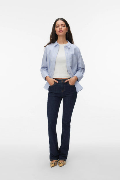 VERO MODA Πουκάμισο Regular Fit Ριγέ Γαλάζιο Λευκό ολόσωμη εμφάνιση