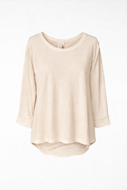 Wendy Trendy Γυναικεία ασύμμετρη μπλούζα από βαμβακερό ύφασμα σε μπεζ χρώμα με κουφόπιετα στη μέση της πλάτης